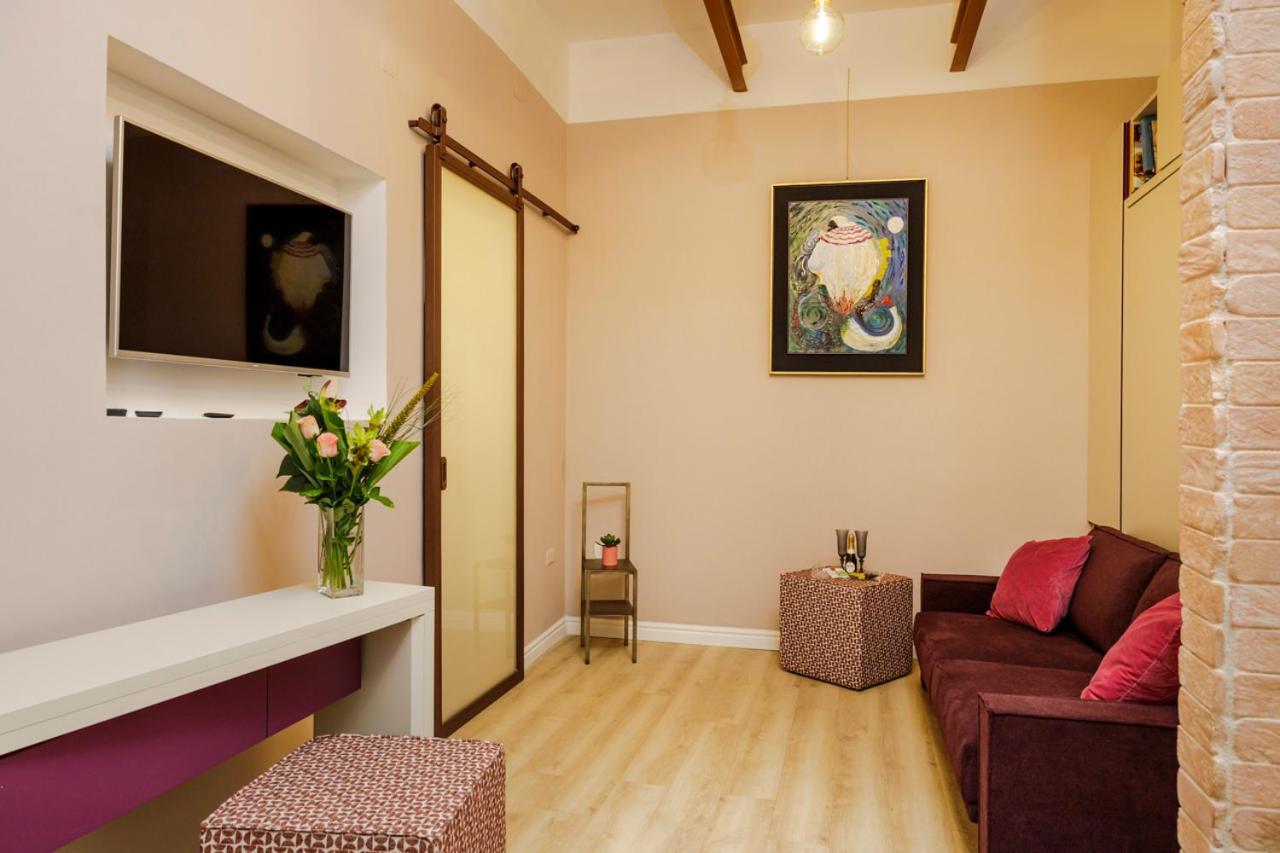 Vicky'S Luxury Guesthouse Naples Exterior photo