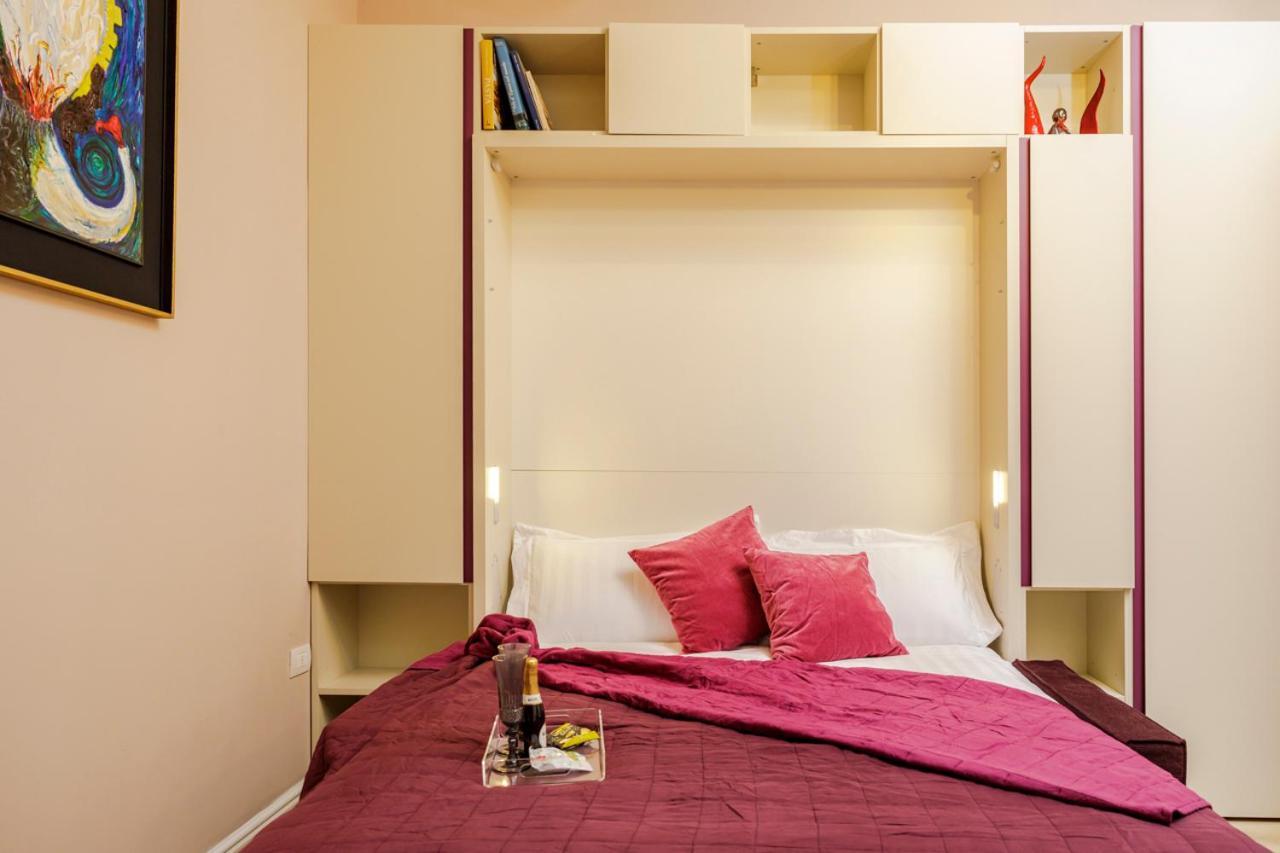 Vicky'S Luxury Guesthouse Naples Exterior photo